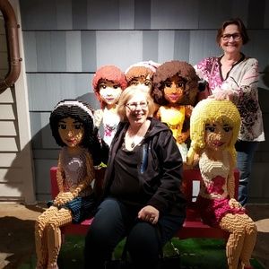 Meet your Posher, Debbe